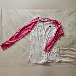 Pink (VS), long-sleeved tee, size med